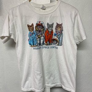 Vintage Kennedy Space Center Cat Astronaut T-Shirt
